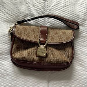Dooney & Bourke
